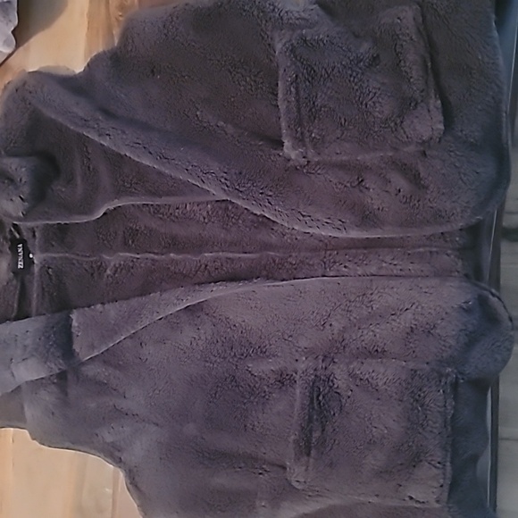 Zenana Outfitters Jackets & Blazers - Zenana Faux Fur Vest with Hood